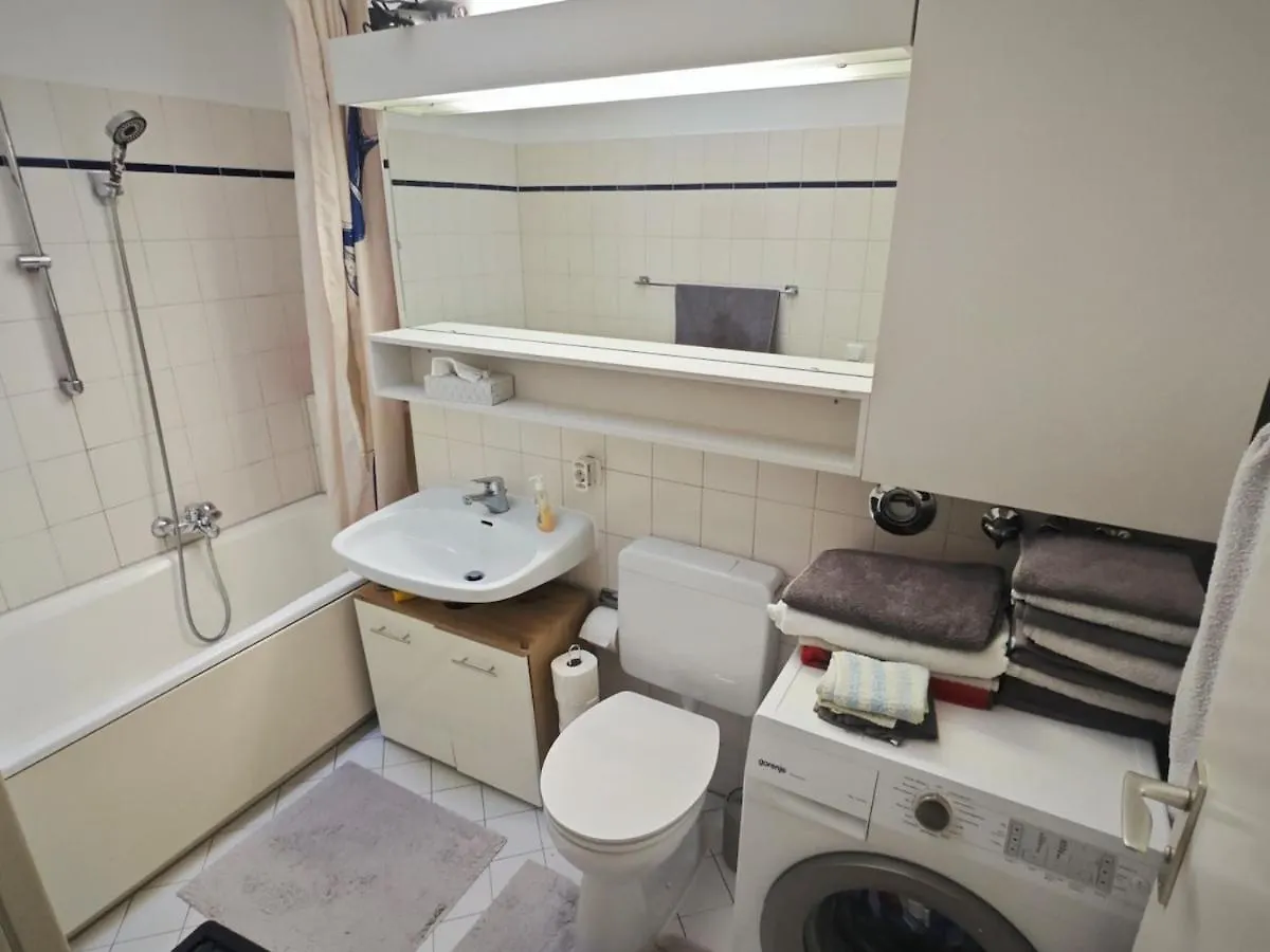 2 Room Apartment In Metro Location Munich