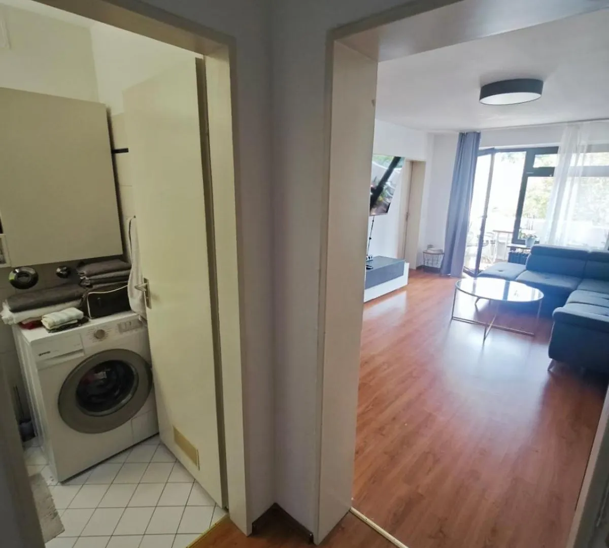 2 Room Apartment In Metro Location Munich